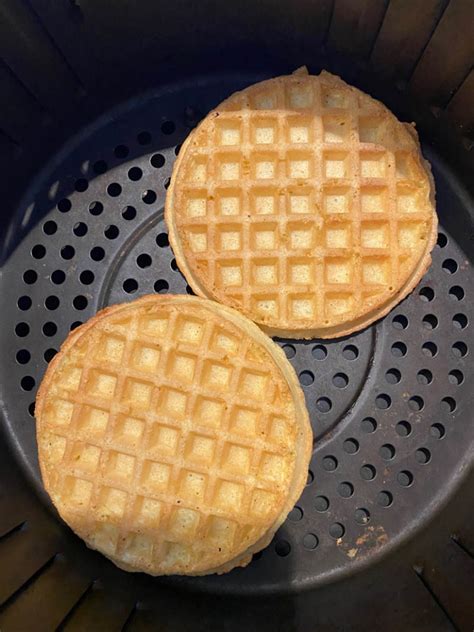 frozen belgian waffles in air fryer